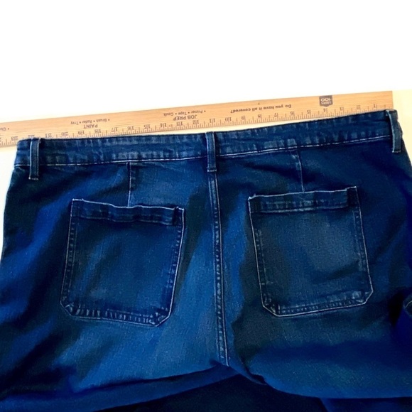 Old Navy Extra High-Waisted Trouser Wide-Leg Jeans Denim Wash Size 24 - Picture 7 of 8